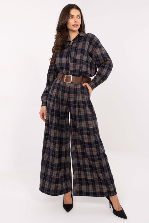 Tmavě modré kalhoty