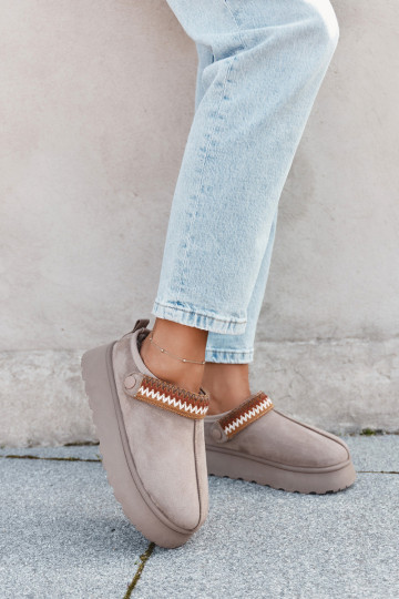 Sněhule  Z Ruchomym em I Haftem s platformou béžové Lyrisse