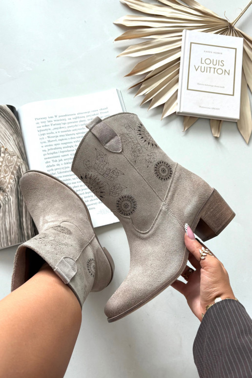 ze semiše Dřeváky  s ažurovými prvky s podpatky Zazoo 3844 cappuccino ze semiše Dřeváky  s ažurovými prvky s podpatky Zazoo 3844 cappuccino