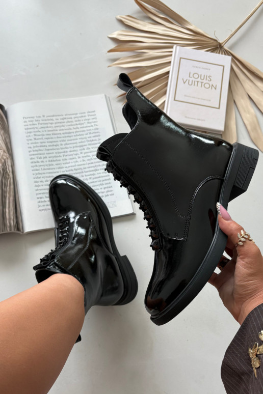 s efektem laku Dámské podpatky Z Naturalnej Skóry D&A MR52-108 Černé