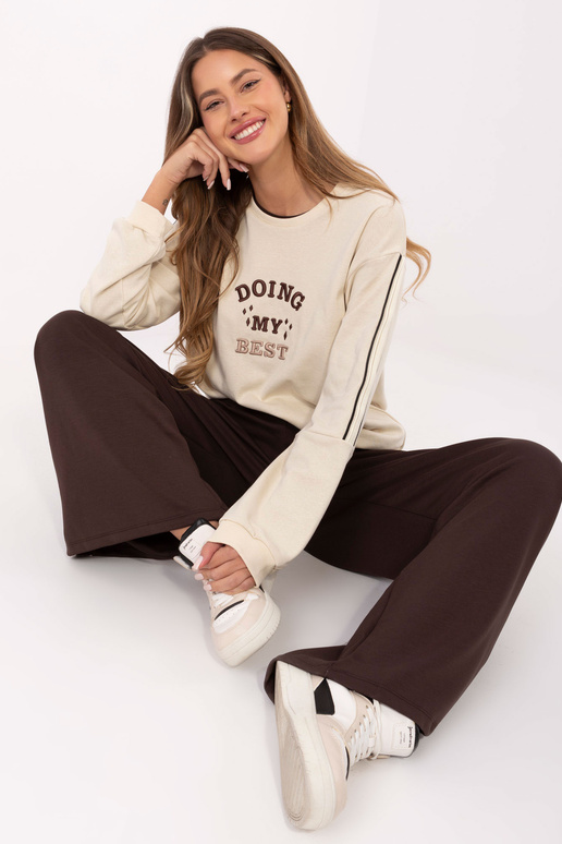 Tmavě hnědé volnočasové kalhoty