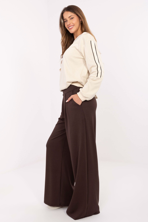 Tmavě hnědé volnočasové kalhoty