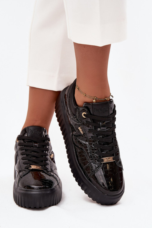 s efektem laku Tenisky  s platformou Lee Cooper LCJ-25-09-3870 Černé