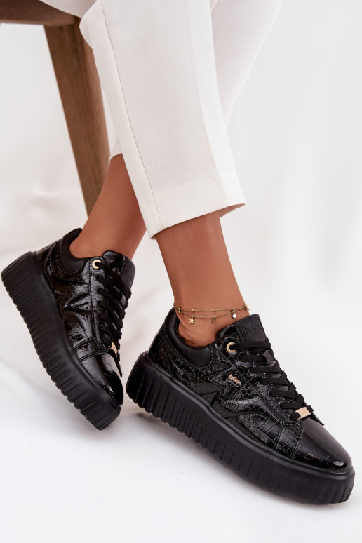 s efektem laku Tenisky  s platformou Lee Cooper LCJ-25-09-3870 Černé