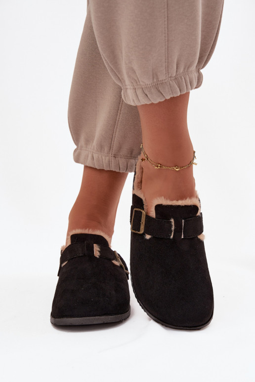 Pantofle   zateplené s kožešinou uvnitř s přezkami Černé Sylisse