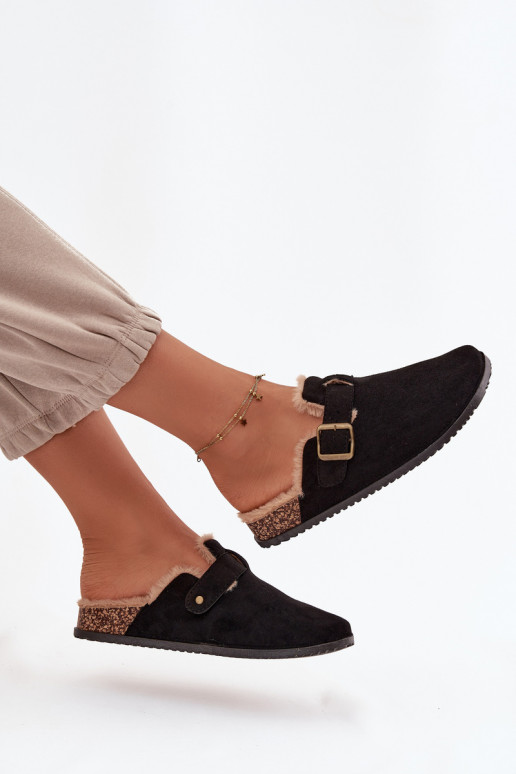 Pantofle   zateplené s kožešinou uvnitř s přezkami Černé Sylisse