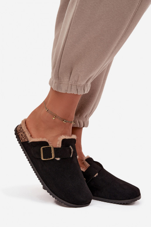 Pantofle   zateplené s kožešinou uvnitř s přezkami Černé Sylisse