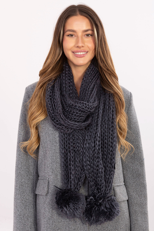 Šála tmavě šedá