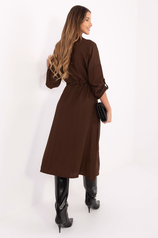Šaty tmavě hnědé