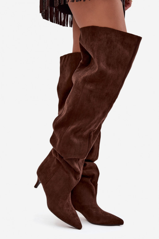 Slip-on vzor dámské dlouhé boty s tenkými podpatky Czekoladowe Ysolienne Slip-on vzor dámské dlouhé boty s tenkými podpatky Czekoladowe Ysolienne