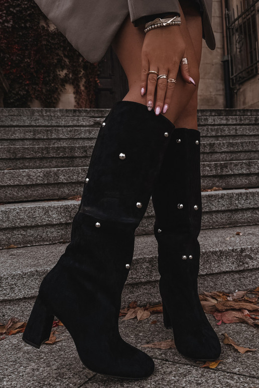 Teplé dlouhé kozačky s podpatky  Detalami Černé Lucinda