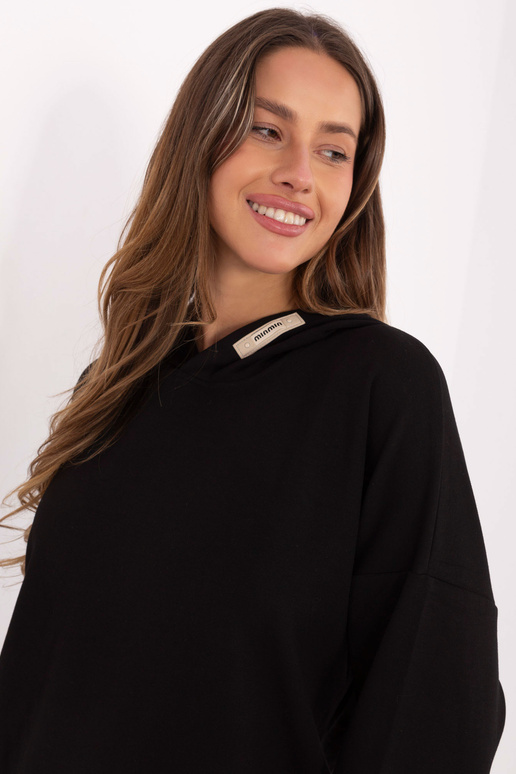 Modrý svetr se zipem, černý