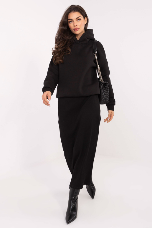 Modrý svetr se zipem, černý