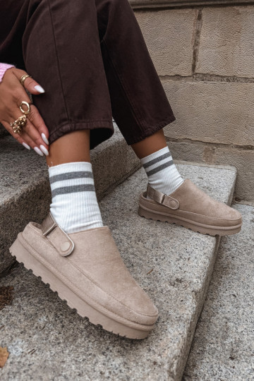 Pantofle zateplené s kožešinou uvnitř s platformou béžové Azida