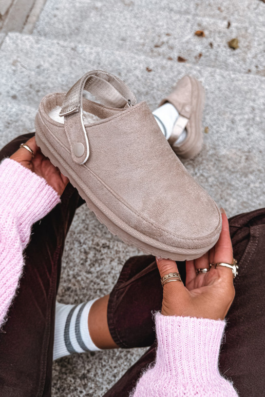  Pantofle zateplené s kožešinou uvnitř s platformou béžové Azida