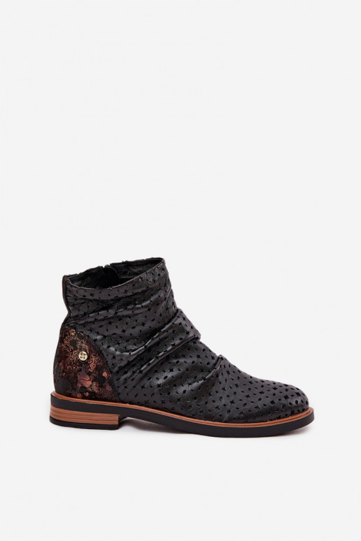 Dřeváky s ažurovými prvky  05922-01 Černé Dřeváky s ažurovými prvky  05922-01 Černé