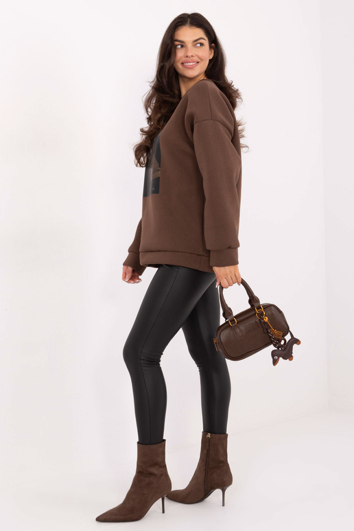 Mikina hnědé barvy