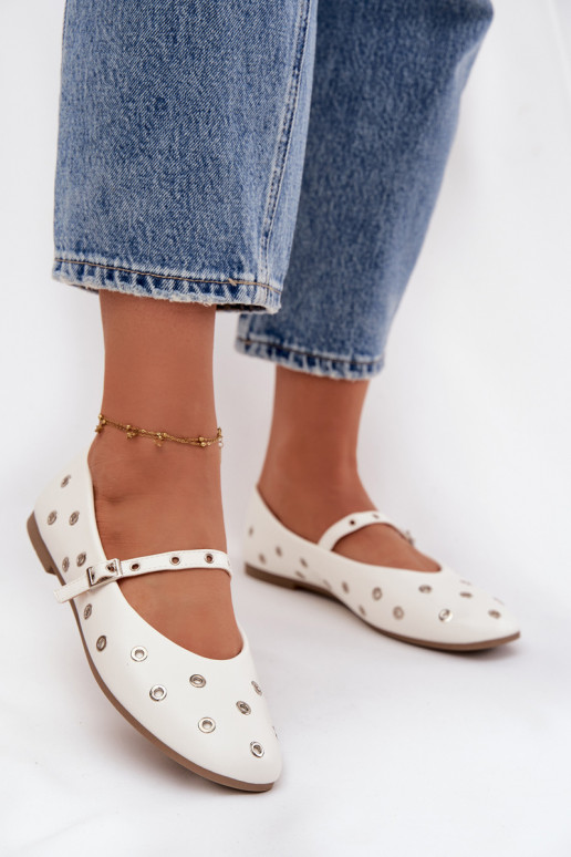 baleríny  Ze stříbrné barvymi Elementami bílé Marivon