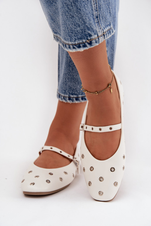 baleríny  Ze stříbrné barvymi Elementami bílé Marivon