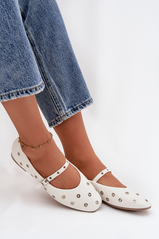 baleríny  Ze stříbrné barvymi Elementami bílé Marivon