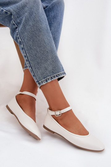 baleríny  s popruhy I s přezkami bílé Janelor