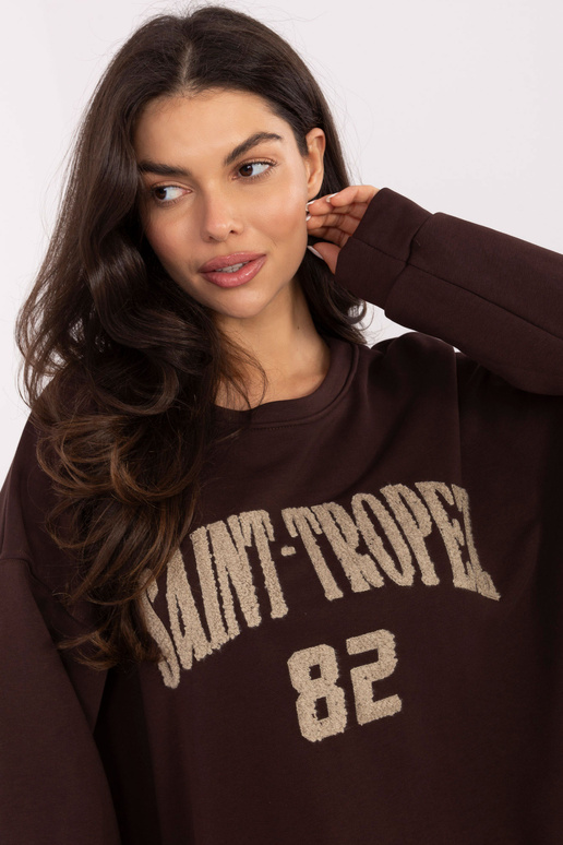 Tmavě hnědá blůza