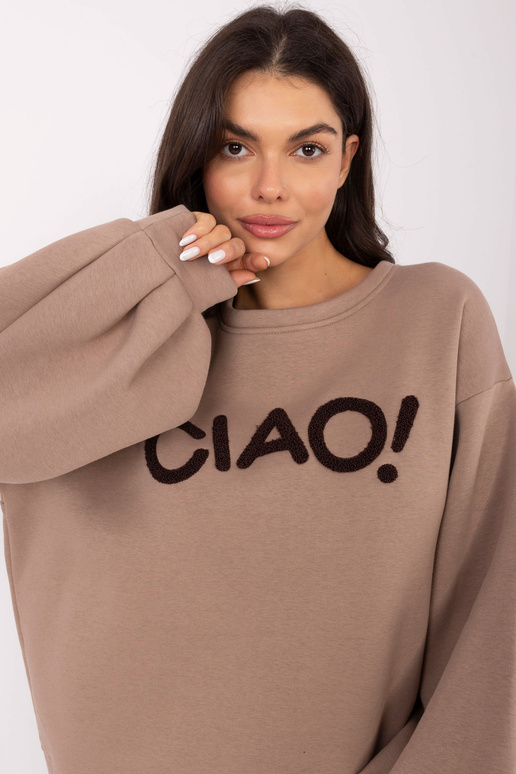 Světle béžový blejzr