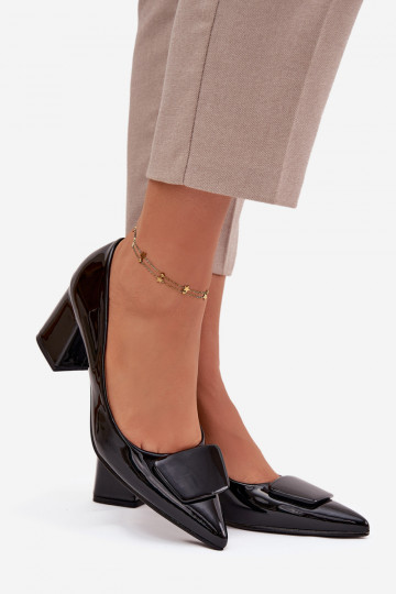 s efektem laku Obuv s podpatky s ornamenty Černé Isoline 2