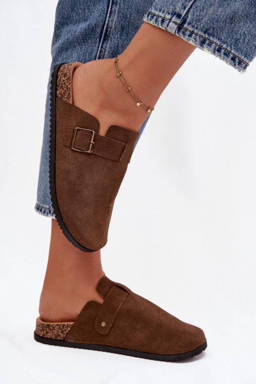 Pantofle   i s platformou s přezkami hnědá Selio