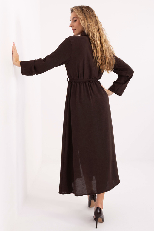 Šaty tmavě hnědé