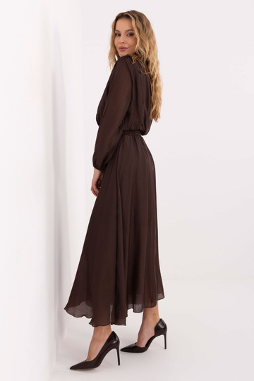 Šaty tmavě hnědé