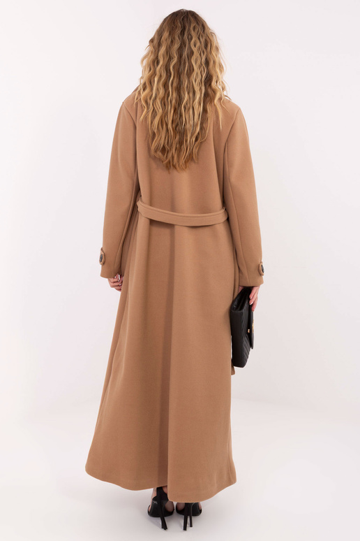 Kabát v barvě velbloudí srsti