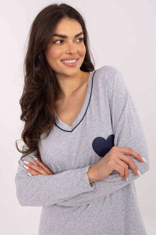 Šedá noční košile