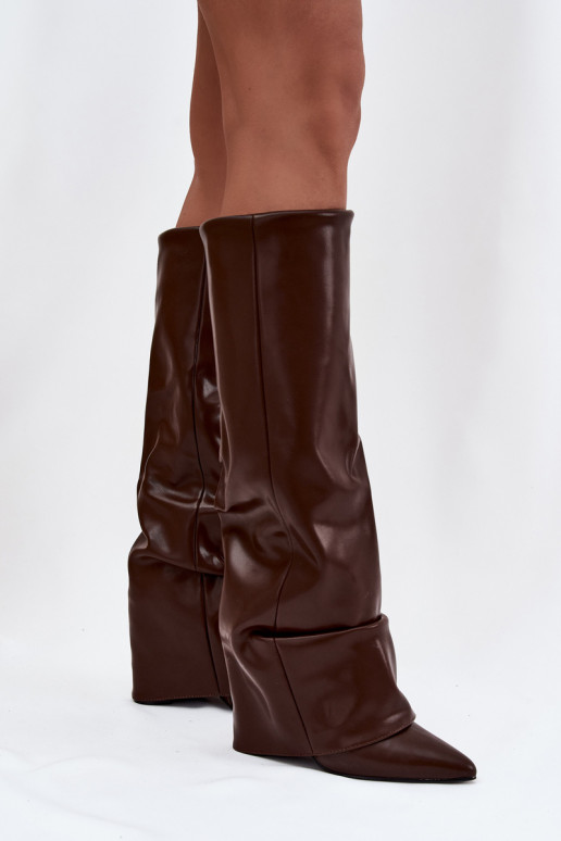 zateplené dámské dlouhé boty Z Wywiniętą Cholewką s podpatky Czekoladowe Elivira