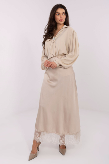 Světlé hnědé tričko 2