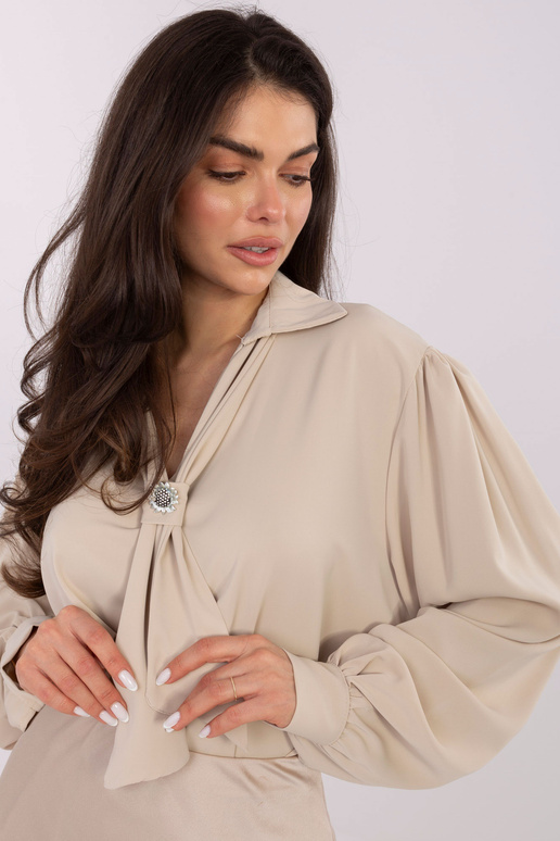 Světlé hnědé tričko