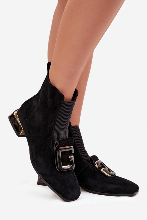  Semišové boty  na nízkém podpatku s ornamenty D&A MR52-217 Černé