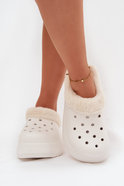  Dámské pantofle zateplené s kožešinou uvnitř bílé Palvine