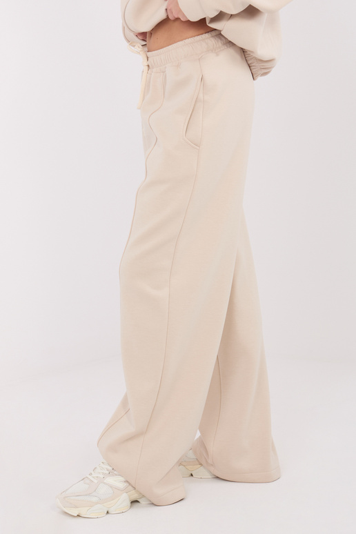 Světle pískové kalhoty