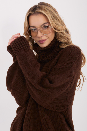 Svetr tmavě hnědý