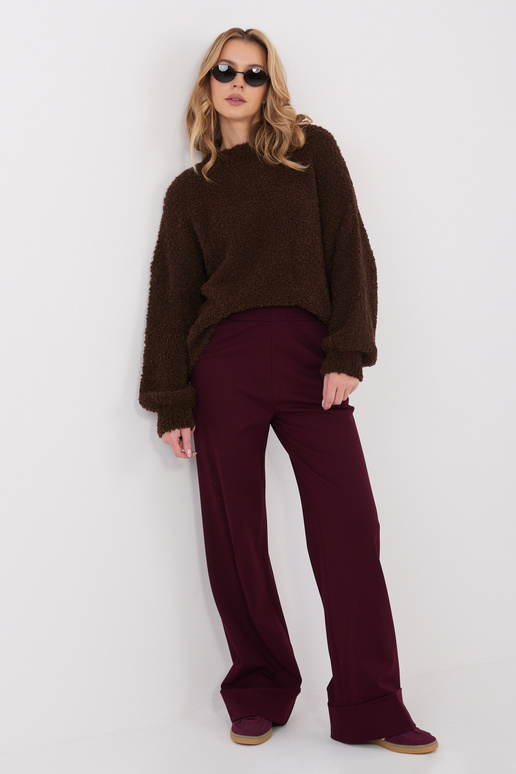 Svetřík tmavě hnědý