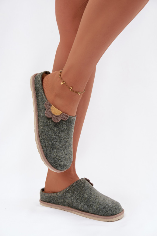 Pantofle  s květinami Inblu CS000043 zelené