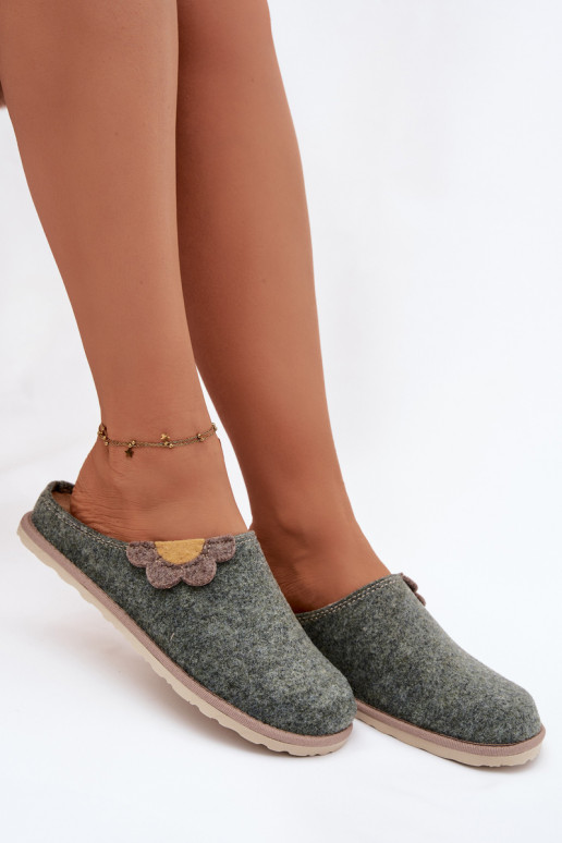 Pantofle  s květinami Inblu CS000043 zelené