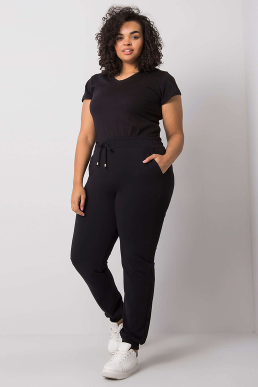 Černé sportovní kalhoty