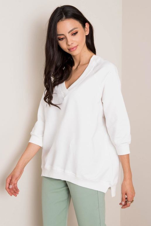 Modrý svetr na zip bílý