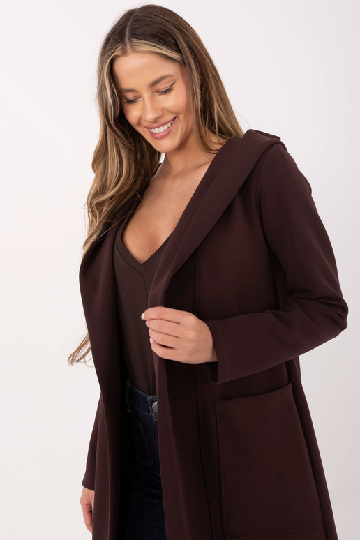 Tmavě hnědý kabát