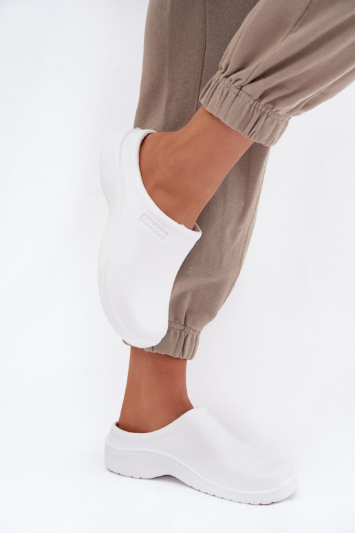  Pantofle   bílé Parissa