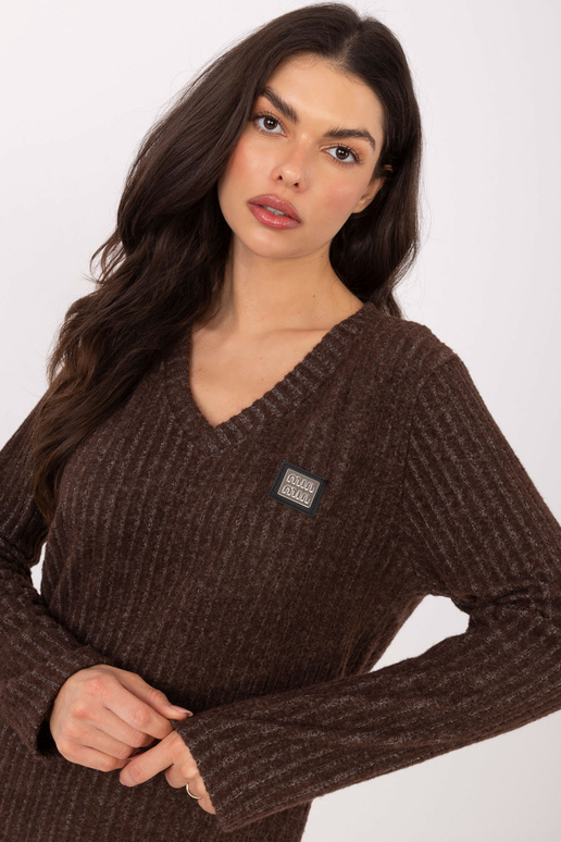 Svetr hnědý