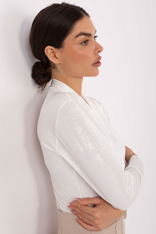 Body IT BO krémové barvy