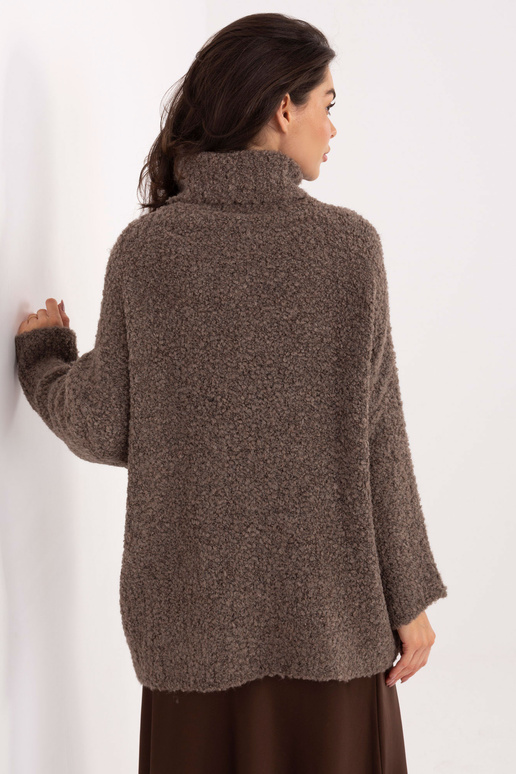 Svetr tmavě pískové barvy